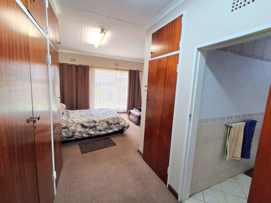 4 Bedroom Property for Sale in Vaalpark Free State